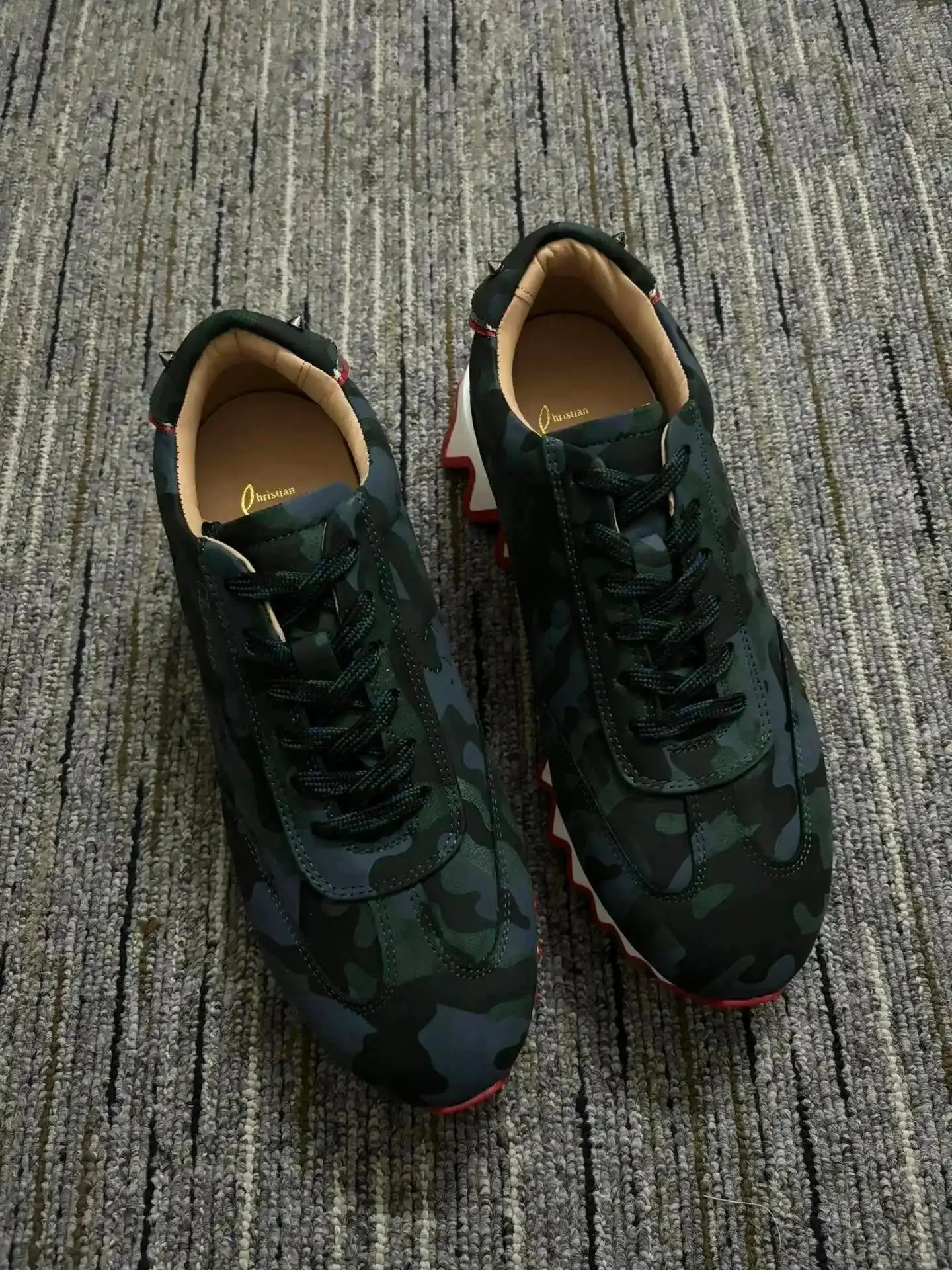 Christian Louboutin Rivet shoes/Sneakers（40 STYLE OG） 2